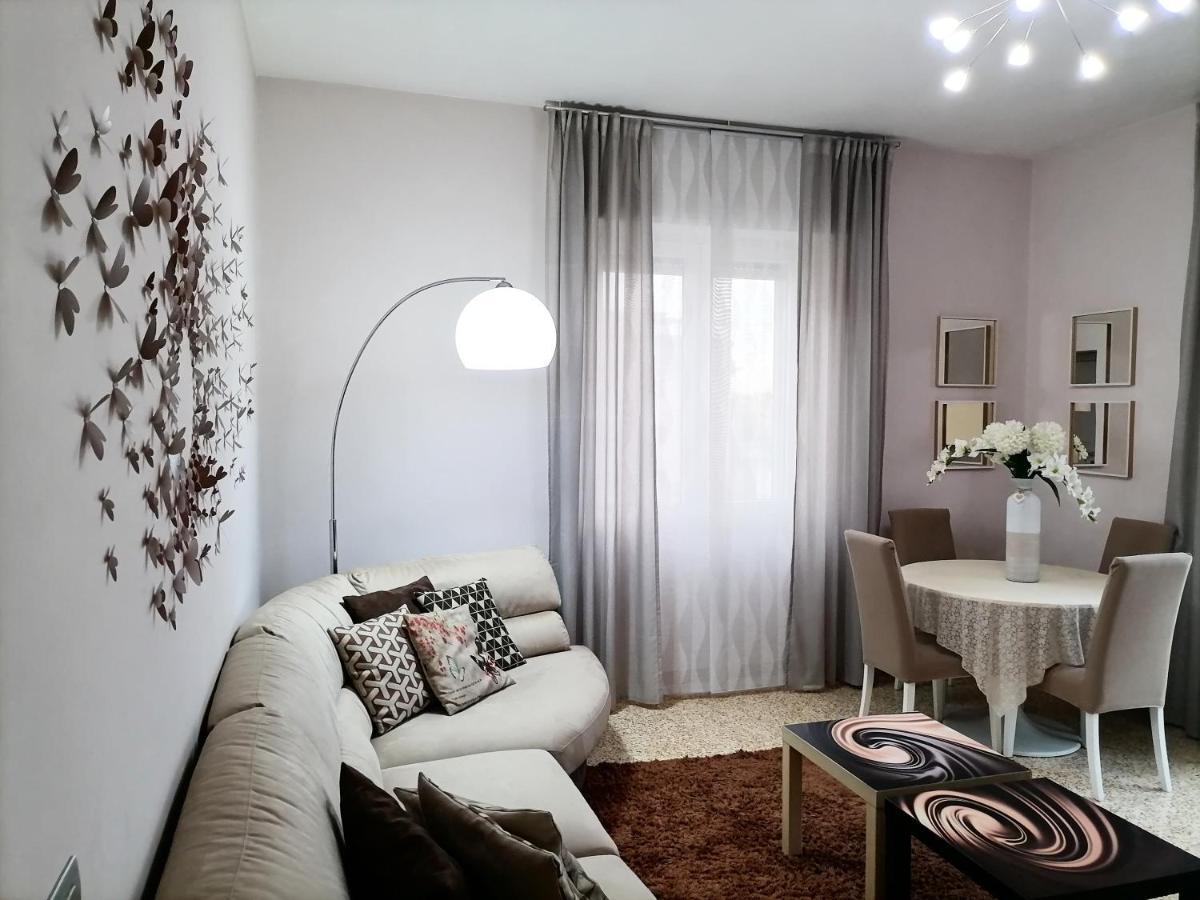 Ferienwohnung La Casa Di Giulia Caserta Exterior foto