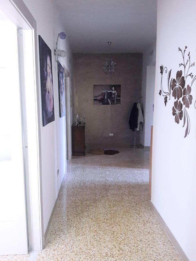 Ferienwohnung La Casa Di Giulia Caserta Exterior foto